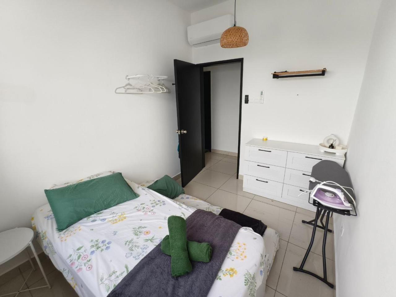 The Moon Homestay At Putrajaya Ngoại thất bức ảnh