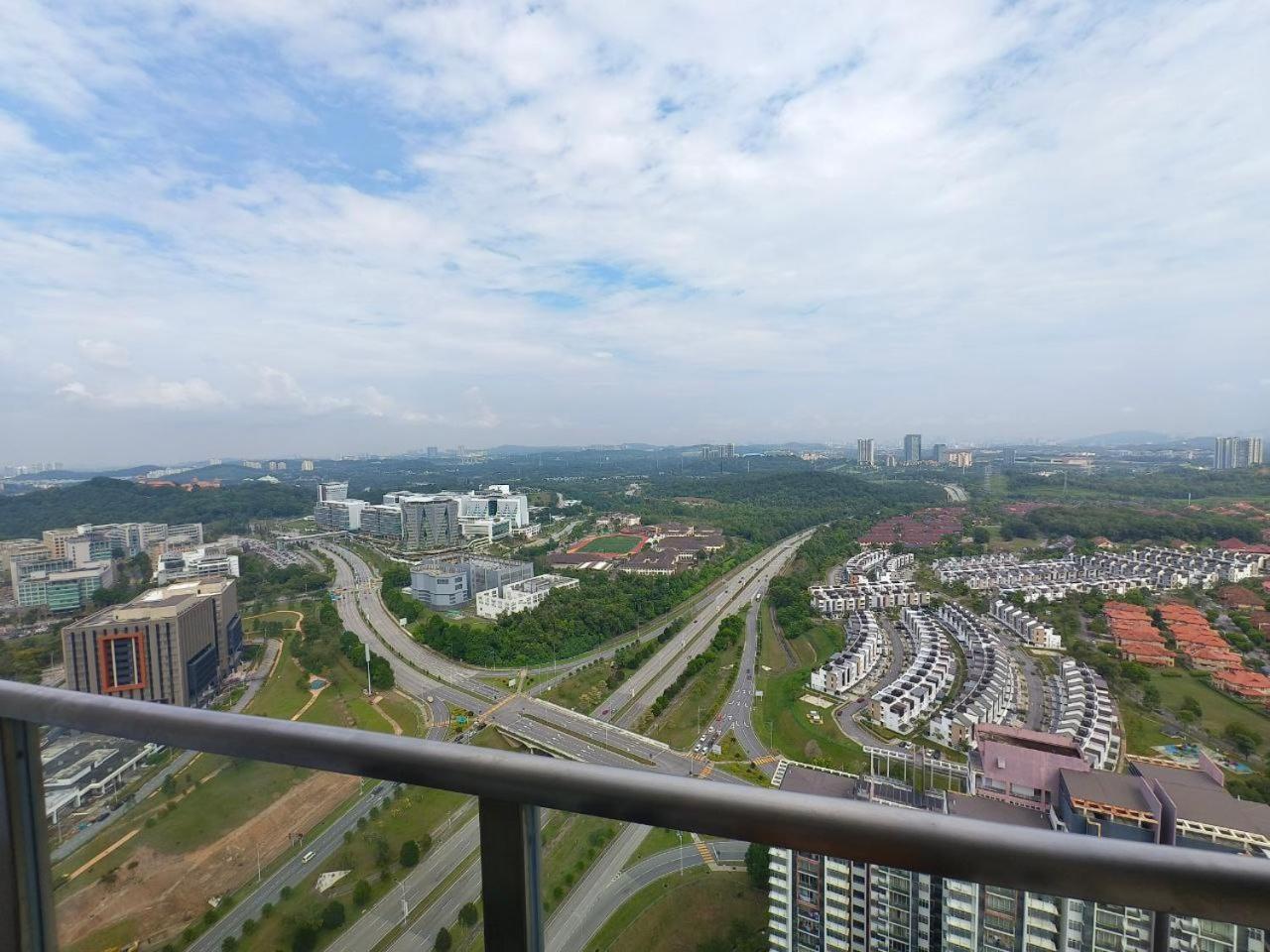 The Moon Homestay At Putrajaya Ngoại thất bức ảnh